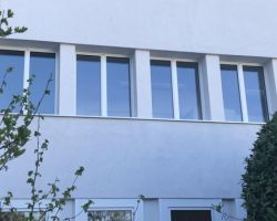 21-08_220421_fertiggestellter_Fensterersatz_DRi_13